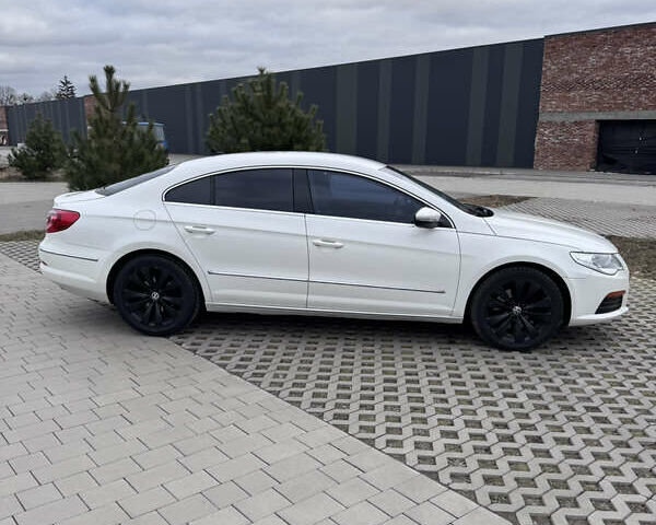 Білий Фольксваген CC / Passat CC, об'ємом двигуна 1.98 л та пробігом 187 тис. км за 8600 $, фото 1 на Automoto.ua