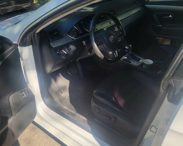 Білий Фольксваген CC / Passat CC, об'ємом двигуна 1.98 л та пробігом 290 тис. км за 7700 $, фото 2 на Automoto.ua