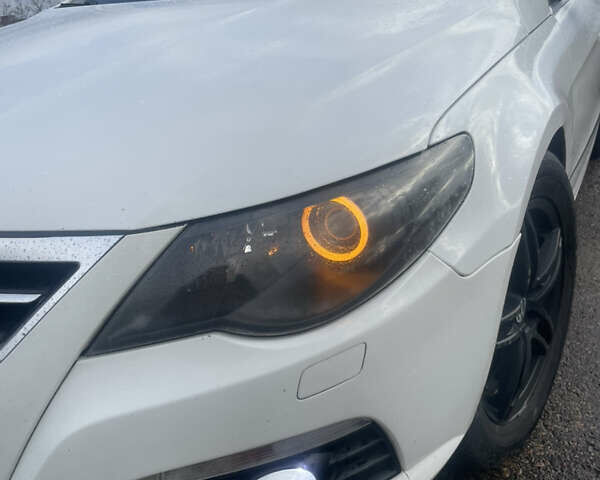 Білий Фольксваген CC / Passat CC, об'ємом двигуна 1.97 л та пробігом 302 тис. км за 12200 $, фото 8 на Automoto.ua
