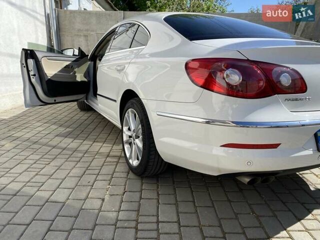 Белый Фольксваген CC / Passat CC, объемом двигателя 1.8 л и пробегом 127 тыс. км за 9900 $, фото 3 на Automoto.ua