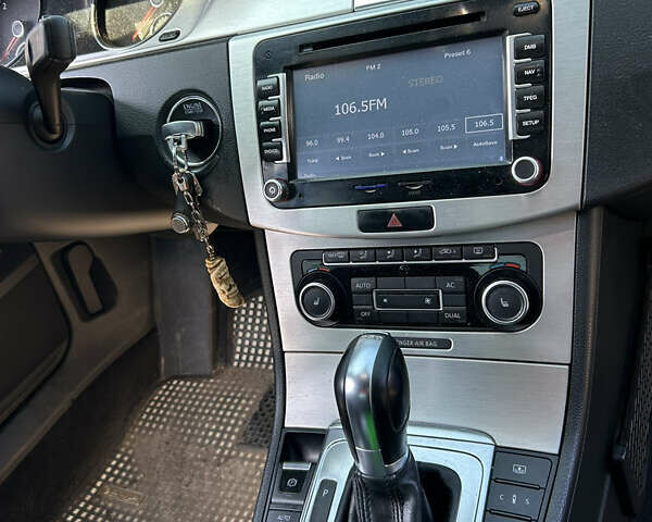 Белый Фольксваген CC / Passat CC, объемом двигателя 1.97 л и пробегом 307 тыс. км за 12000 $, фото 8 на Automoto.ua