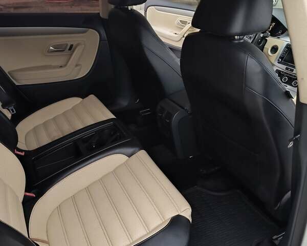 Білий Фольксваген CC / Passat CC, об'ємом двигуна 1.98 л та пробігом 254 тис. км за 7900 $, фото 15 на Automoto.ua