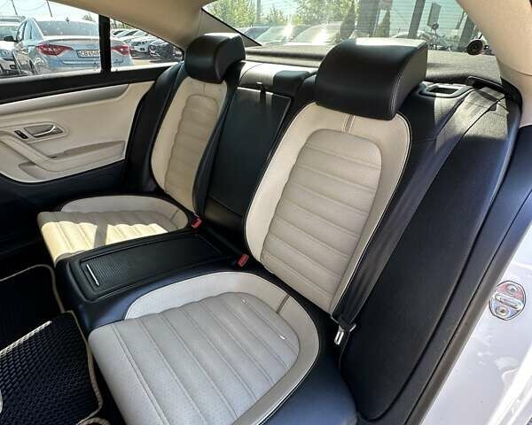 Белый Фольксваген CC / Passat CC, объемом двигателя 1.98 л и пробегом 148 тыс. км за 8900 $, фото 33 на Automoto.ua