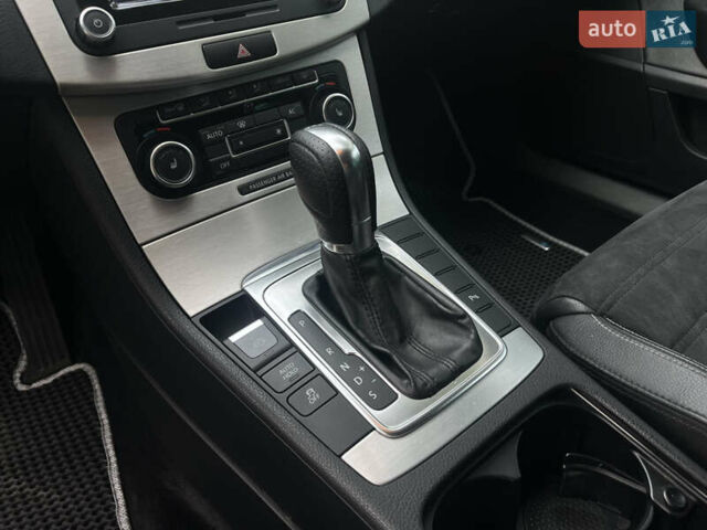 Білий Фольксваген CC / Passat CC, об'ємом двигуна 1.98 л та пробігом 121 тис. км за 10500 $, фото 24 на Automoto.ua