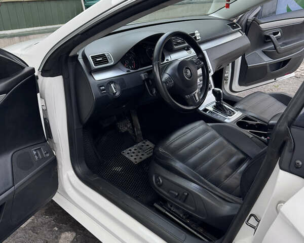 Білий Фольксваген CC / Passat CC, об'ємом двигуна 1.98 л та пробігом 187 тис. км за 8600 $, фото 11 на Automoto.ua