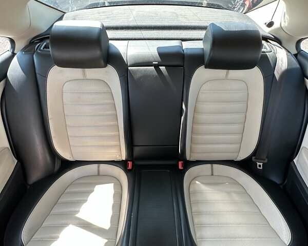 Белый Фольксваген CC / Passat CC, объемом двигателя 1.98 л и пробегом 148 тыс. км за 8900 $, фото 39 на Automoto.ua