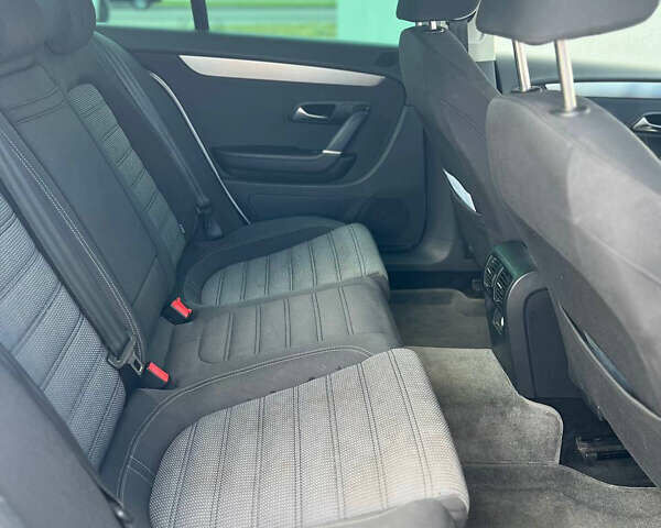 Белый Фольксваген CC / Passat CC, объемом двигателя 1.98 л и пробегом 330 тыс. км за 7600 $, фото 7 на Automoto.ua