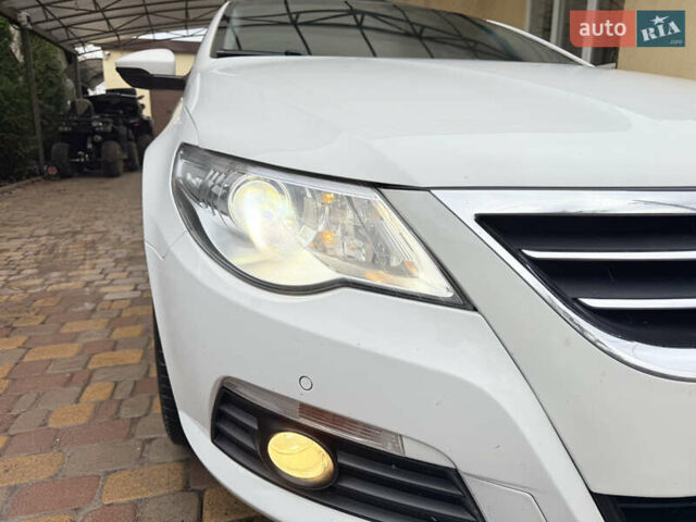 Белый Фольксваген CC / Passat CC, объемом двигателя 1.98 л и пробегом 217 тыс. км за 7900 $, фото 6 на Automoto.ua