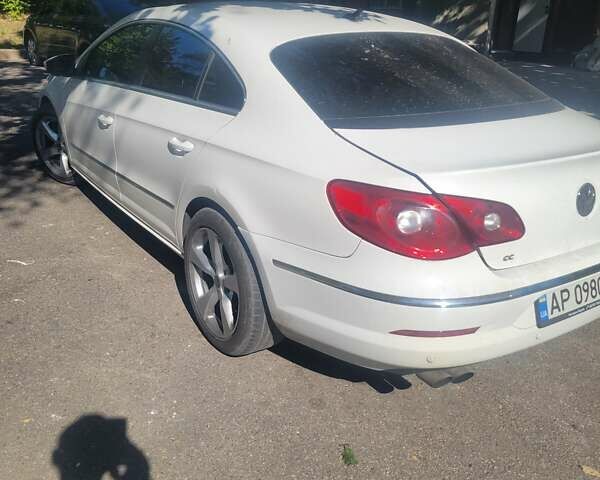 Білий Фольксваген CC / Passat CC, об'ємом двигуна 1.98 л та пробігом 290 тис. км за 7700 $, фото 4 на Automoto.ua