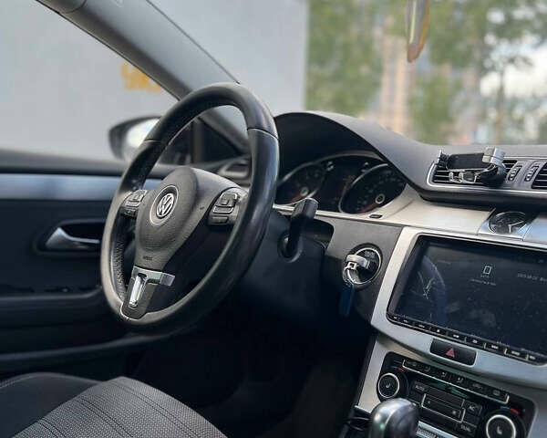 Белый Фольксваген CC / Passat CC, объемом двигателя 1.98 л и пробегом 330 тыс. км за 7600 $, фото 9 на Automoto.ua