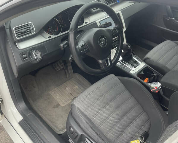 Белый Фольксваген CC / Passat CC, объемом двигателя 1.98 л и пробегом 330 тыс. км за 7600 $, фото 22 на Automoto.ua