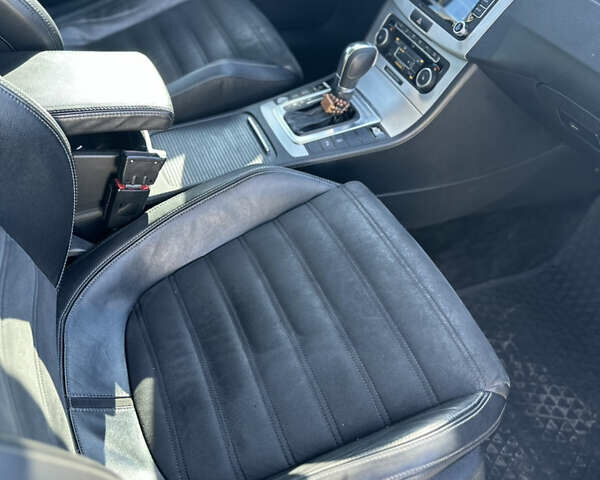 Белый Фольксваген CC / Passat CC, объемом двигателя 1.8 л и пробегом 219 тыс. км за 8000 $, фото 11 на Automoto.ua