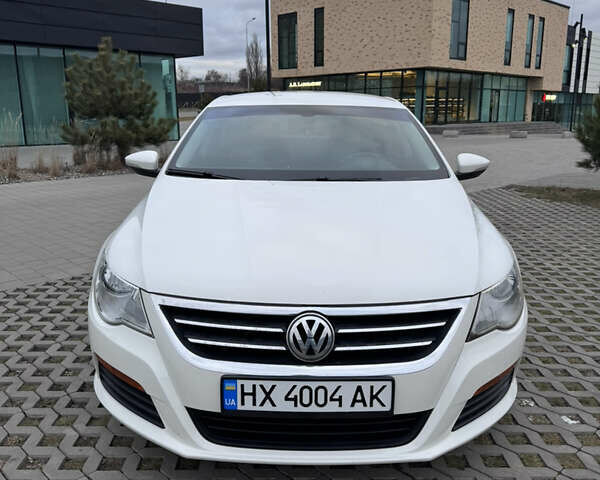 Білий Фольксваген CC / Passat CC, об'ємом двигуна 1.98 л та пробігом 187 тис. км за 8600 $, фото 8 на Automoto.ua