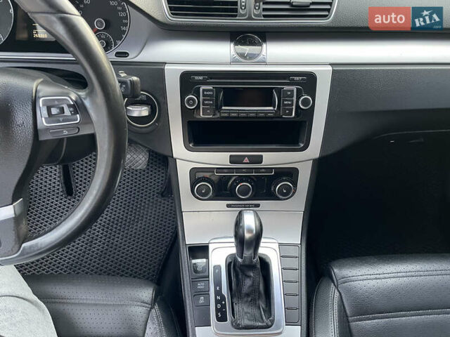 Белый Фольксваген CC / Passat CC, объемом двигателя 1.98 л и пробегом 268 тыс. км за 7650 $, фото 40 на Automoto.ua