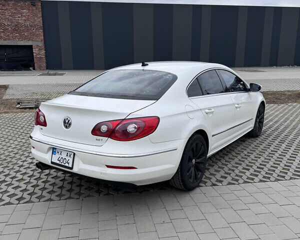Білий Фольксваген CC / Passat CC, об'ємом двигуна 1.98 л та пробігом 187 тис. км за 8600 $, фото 2 на Automoto.ua