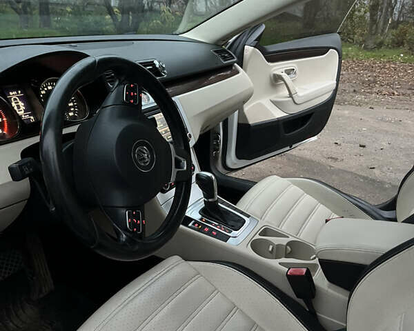 Белый Фольксваген CC / Passat CC, объемом двигателя 1.98 л и пробегом 247 тыс. км за 9200 $, фото 6 на Automoto.ua