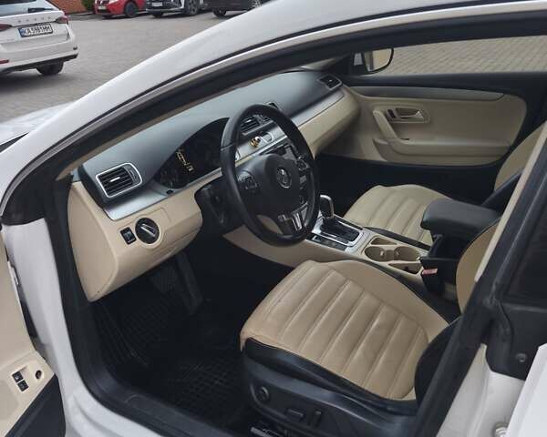 Білий Фольксваген CC / Passat CC, об'ємом двигуна 1.98 л та пробігом 254 тис. км за 7900 $, фото 12 на Automoto.ua