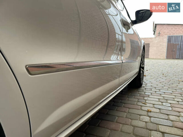 Белый Фольксваген CC / Passat CC, объемом двигателя 1.8 л и пробегом 236 тыс. км за 10699 $, фото 10 на Automoto.ua