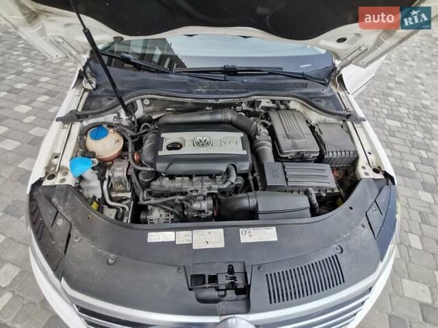 Белый Фольксваген CC / Passat CC, объемом двигателя 2 л и пробегом 219 тыс. км за 8999 $, фото 13 на Automoto.ua