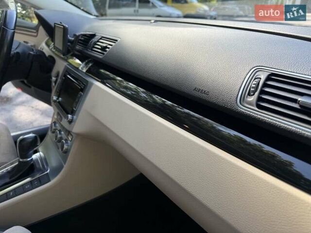 Белый Фольксваген CC / Passat CC, объемом двигателя 2 л и пробегом 292 тыс. км за 13500 $, фото 8 на Automoto.ua