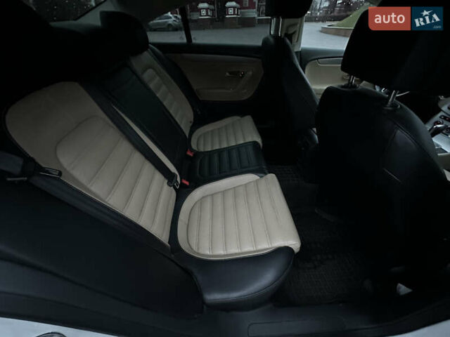 Белый Фольксваген CC / Passat CC, объемом двигателя 2 л и пробегом 203 тыс. км за 11700 $, фото 29 на Automoto.ua