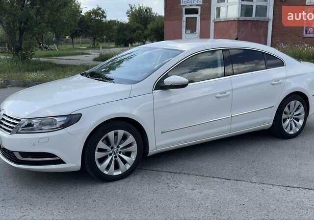 Белый Фольксваген CC / Passat CC, объемом двигателя 2 л и пробегом 292 тыс. км за 13500 $, фото 19 на Automoto.ua