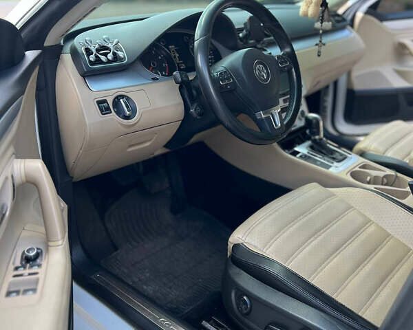 Белый Фольксваген CC / Passat CC, объемом двигателя 1.98 л и пробегом 268 тыс. км за 10300 $, фото 8 на Automoto.ua