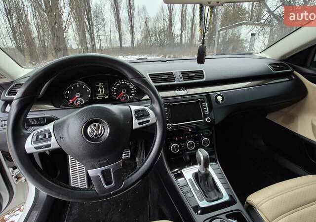 Білий Фольксваген CC / Passat CC, об'ємом двигуна 1.98 л та пробігом 222 тис. км за 12000 $, фото 10 на Automoto.ua