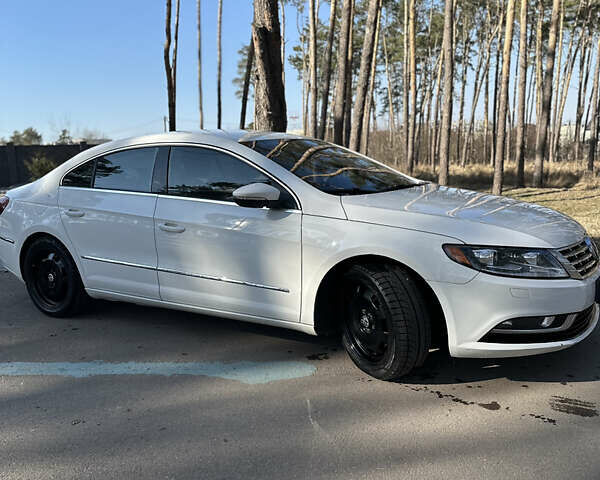 Белый Фольксваген CC / Passat CC, объемом двигателя 2 л и пробегом 150 тыс. км за 10100 $, фото 10 на Automoto.ua