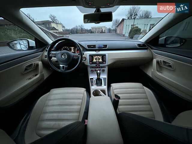 Белый Фольксваген CC / Passat CC, объемом двигателя 2 л и пробегом 203 тыс. км за 11700 $, фото 39 на Automoto.ua