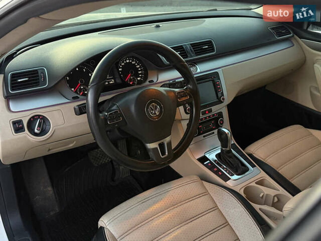 Белый Фольксваген CC / Passat CC, объемом двигателя 2 л и пробегом 250 тыс. км за 6500 $, фото 8 на Automoto.ua