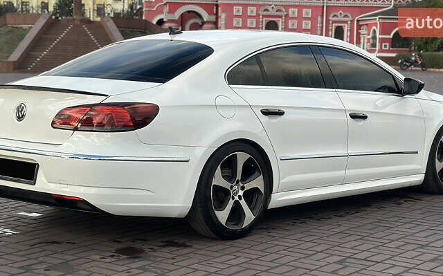 Белый Фольксваген CC / Passat CC, объемом двигателя 2 л и пробегом 212 тыс. км за 10500 $, фото 15 на Automoto.ua