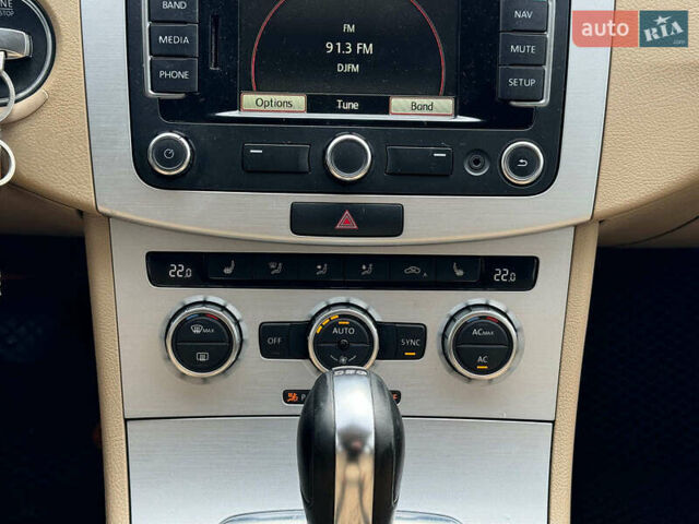 Белый Фольксваген CC / Passat CC, объемом двигателя 2 л и пробегом 268 тыс. км за 11090 $, фото 28 на Automoto.ua