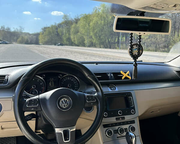 Белый Фольксваген CC / Passat CC, объемом двигателя 2 л и пробегом 153 тыс. км за 11700 $, фото 15 на Automoto.ua