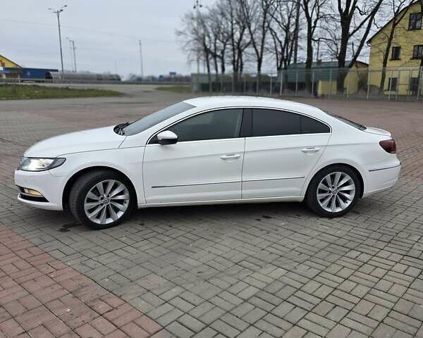Білий Фольксваген CC / Passat CC, об'ємом двигуна 1.97 л та пробігом 335 тис. км за 10900 $, фото 12 на Automoto.ua