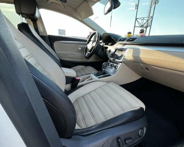 Белый Фольксваген CC / Passat CC, объемом двигателя 1.98 л и пробегом 213 тыс. км за 12000 $, фото 14 на Automoto.ua