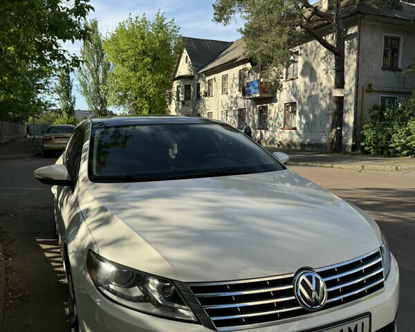 Белый Фольксваген CC / Passat CC, объемом двигателя 1.98 л и пробегом 186 тыс. км за 10400 $, фото 1 на Automoto.ua