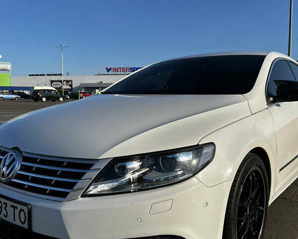 Белый Фольксваген CC / Passat CC, объемом двигателя 1.98 л и пробегом 213 тыс. км за 12000 $, фото 3 на Automoto.ua
