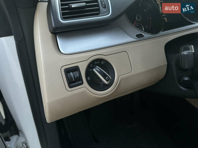 Белый Фольксваген CC / Passat CC, объемом двигателя 1.98 л и пробегом 212 тыс. км за 9800 $, фото 15 на Automoto.ua