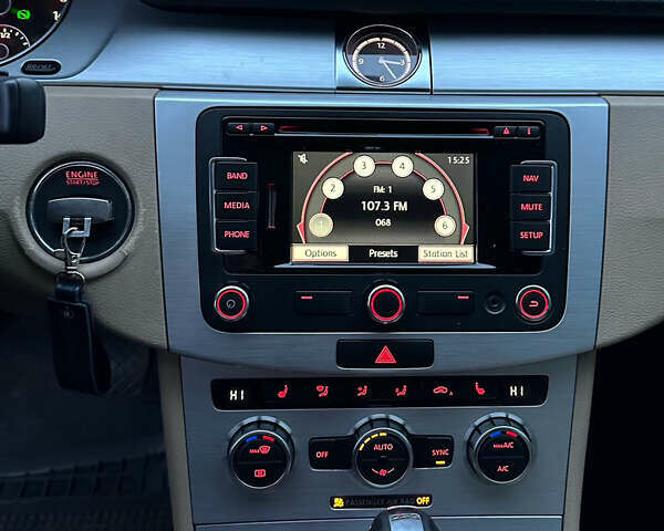 Белый Фольксваген CC / Passat CC, объемом двигателя 2 л и пробегом 203 тыс. км за 11700 $, фото 42 на Automoto.ua