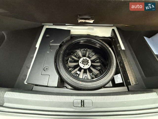 Білий Фольксваген CC / Passat CC, об'ємом двигуна 1.8 л та пробігом 80 тис. км за 15300 $, фото 10 на Automoto.ua