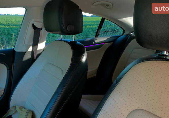 Белый Фольксваген CC / Passat CC, объемом двигателя 1.98 л и пробегом 260 тыс. км за 10400 $, фото 9 на Automoto.ua