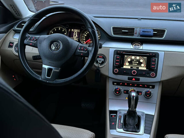 Белый Фольксваген CC / Passat CC, объемом двигателя 2 л и пробегом 203 тыс. км за 11700 $, фото 40 на Automoto.ua