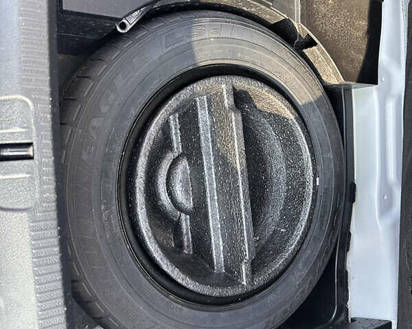 Белый Фольксваген CC / Passat CC, объемом двигателя 2 л и пробегом 150 тыс. км за 10100 $, фото 18 на Automoto.ua