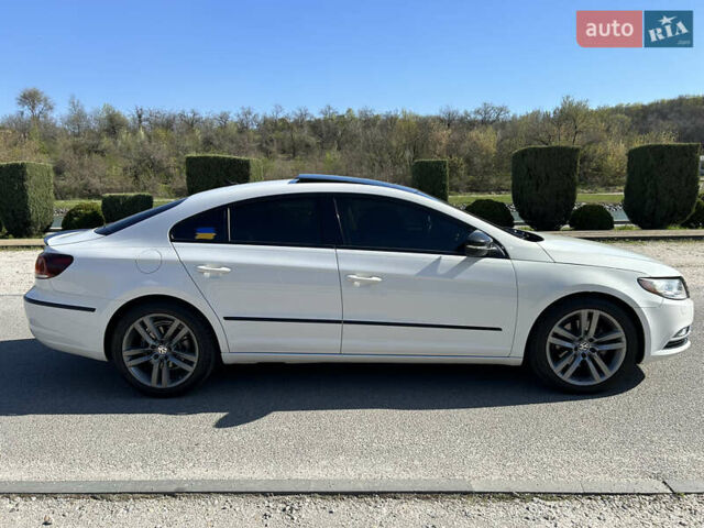 Белый Фольксваген CC / Passat CC, объемом двигателя 2 л и пробегом 153 тыс. км за 11700 $, фото 4 на Automoto.ua