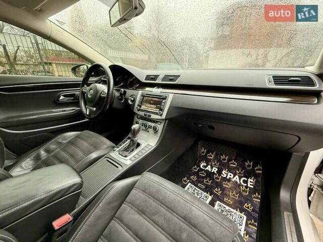 Белый Фольксваген CC / Passat CC, объемом двигателя 1.97 л и пробегом 184 тыс. км за 11999 $, фото 20 на Automoto.ua