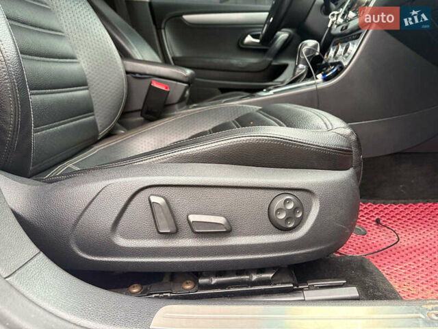 Білий Фольксваген CC / Passat CC, об'ємом двигуна 2 л та пробігом 172 тис. км за 9640 $, фото 27 на Automoto.ua