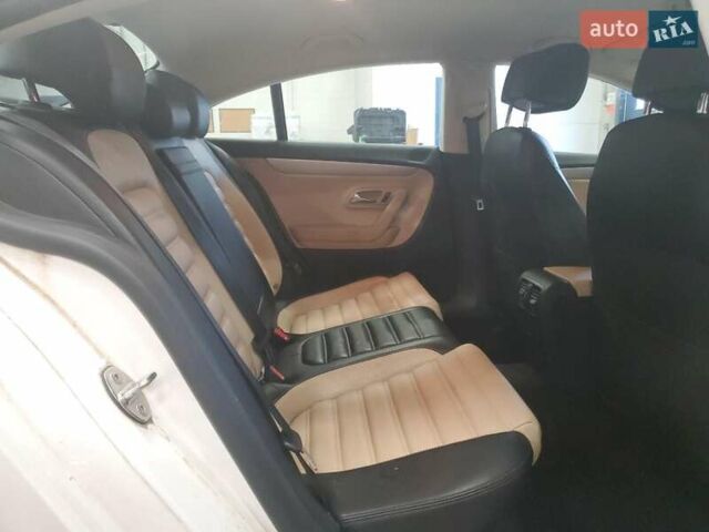 Білий Фольксваген CC / Passat CC, об'ємом двигуна 1.98 л та пробігом 157 тис. км за 1000 $, фото 9 на Automoto.ua