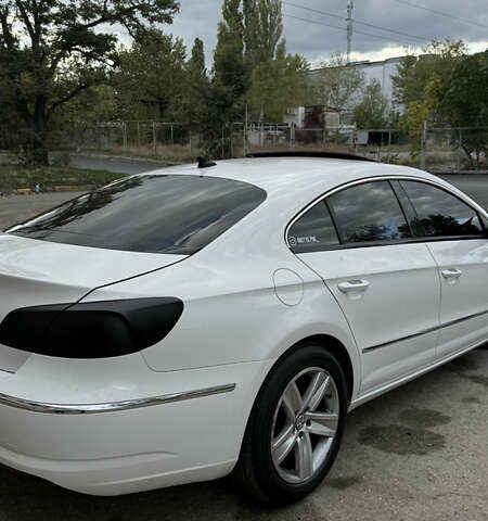 Фольксваген CC / Passat CC 2012 в Николаеве на Automoto.ua Белый Фольксваген CC / Passat CC, объемом двигателя 1.98 л и пробегом 328 тыс. км за 9200 $, фото 4 на Automoto.ua