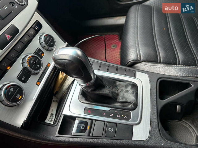 Білий Фольксваген CC / Passat CC, об'ємом двигуна 2 л та пробігом 172 тис. км за 9640 $, фото 25 на Automoto.ua